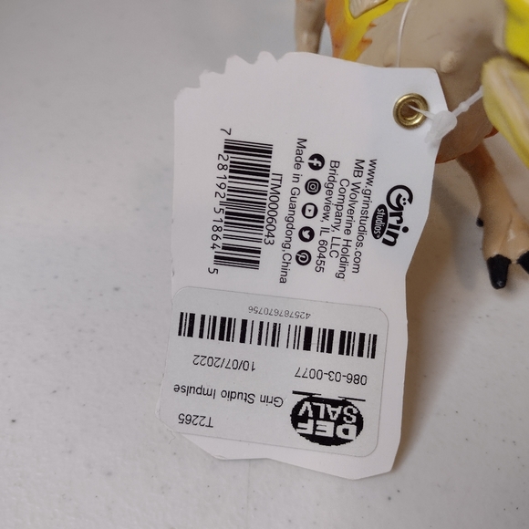 Chomping Giants Figure Grin Studios Yellow Orange Mythical Flying Dragon (E2) - Picture 3 of 4